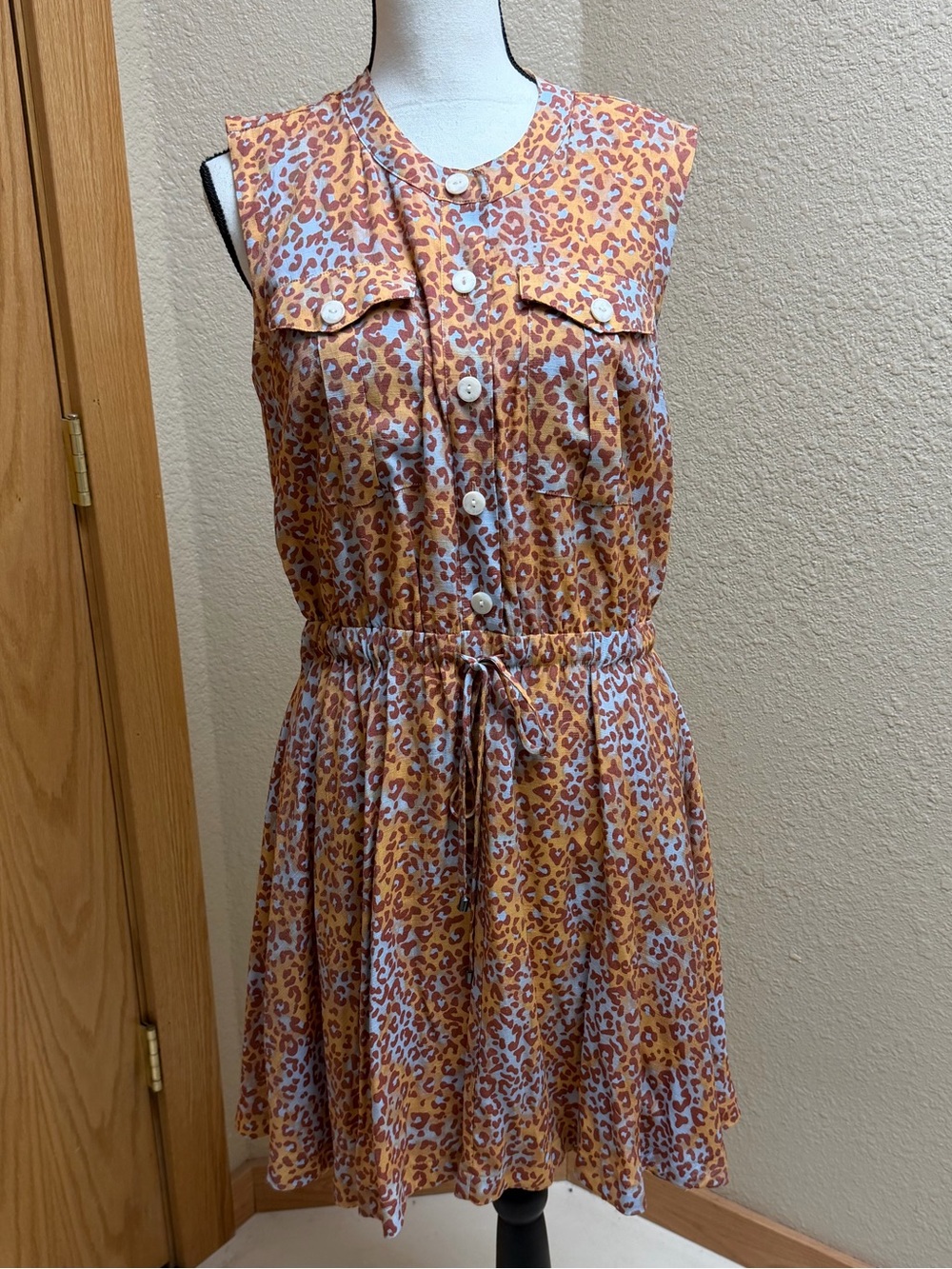 4/$20 Nine West Sleeveless Orange Leopard Print Button-Front Dress